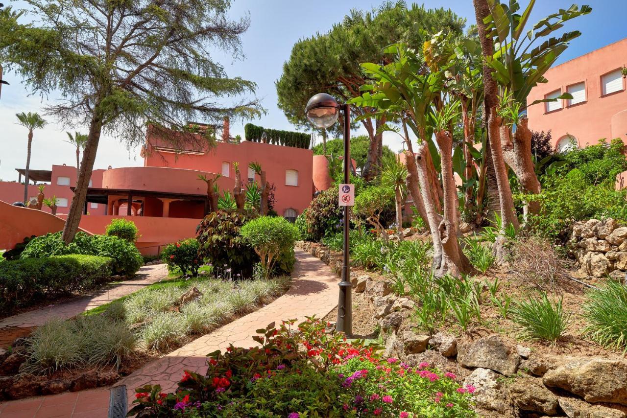 Sea Suite Beachfront Marbella Exterior foto