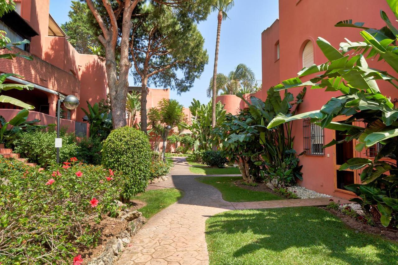 Sea Suite Beachfront Marbella Exterior foto